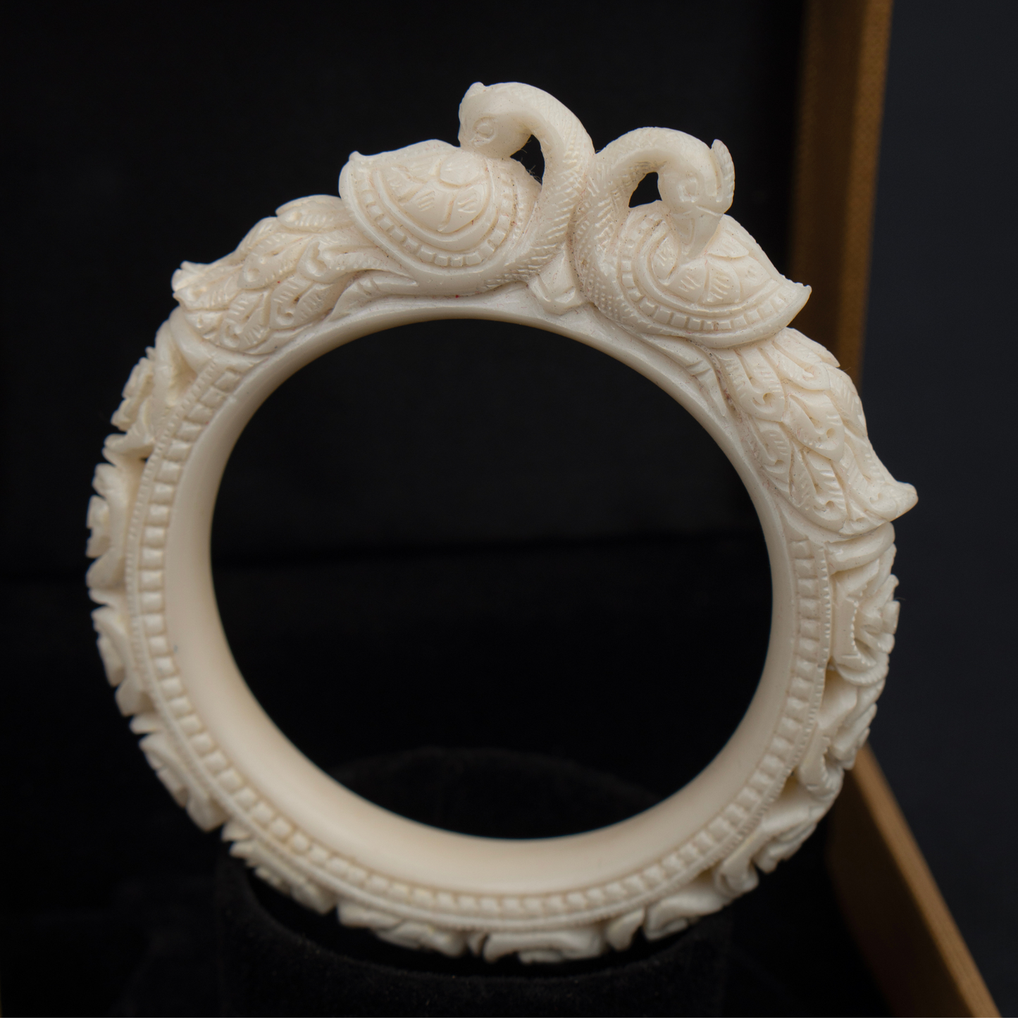 Peacock Crown Hoop Bangle